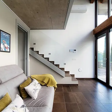 Apartment Luxury Little Gem On Pognana Lario