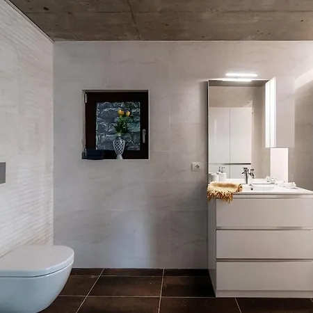 Luxury Little Gem On Lejlighed
